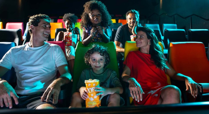 Placas solares garantem o funcionamento de cinema em Florianópolis