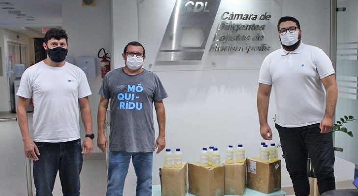 CDL doa 70 unidades de álcool gel 70% para instituições beneficentes